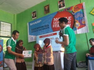 PT Sharp Luncurkan Mobile Learning Station