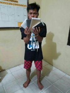 Pencuri HP Dibekuk Aparat Saat Karaoke di Cafe