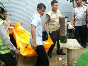 Mayat Pria Paruh Baya  Ditemukan di Gubuknya Bersimbah Darah