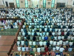 Nur Alam : Jika Sholat Subuh Berjamaah Hati Jadi Tenang