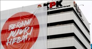 KPK periksa Bupati Buton sebagai tersangka kasus suap