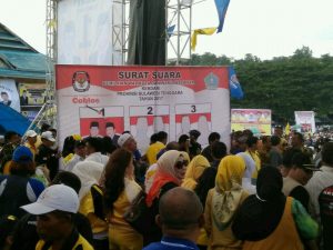 Razak – Haris Lakukan Simulasi Pencoblosan Saat Kampanye