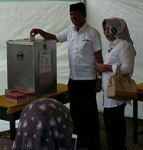 Annur Salurkan Hak Suaranya di TPS 6