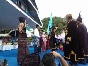 Arhawi Serahkan KIS Secara Simbolis Rangkaian Kegiatan Festival