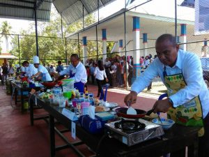 Serunya Lomba Memasak Nasi Goreng oleh Bapak-bapak SKPD Koltim