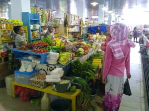 Sebulan Pemindahan, Pedagang Pasar Sentral Wua-Wua Mengeluh