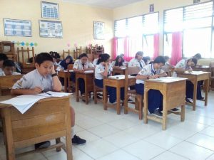 Ujian Sekolah SMP di Kota  Kendari  Berjalan Aman dan Tertib