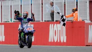 Juarai Moto GP Prancis, Vinales Geser Posisi Rossi di Puncak Klasemen Sementara