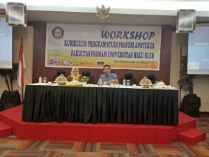 Dirikan Prodi Profesi Apoteker, Farmasi UHO Lakukan Penyusunan Kurikulum