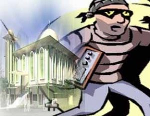 Amplifier dan Kipas Masjid di Bobol Maling