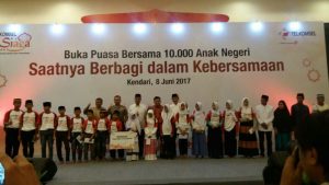 Telkomsel Gelar Roadshow Ramadan  Bareng 350 Anak Yatim di Kendari
