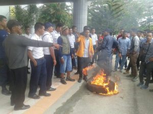 Tolak Uang Pangkal, KBM UHO Ancam Boikot SMMPTN UHO