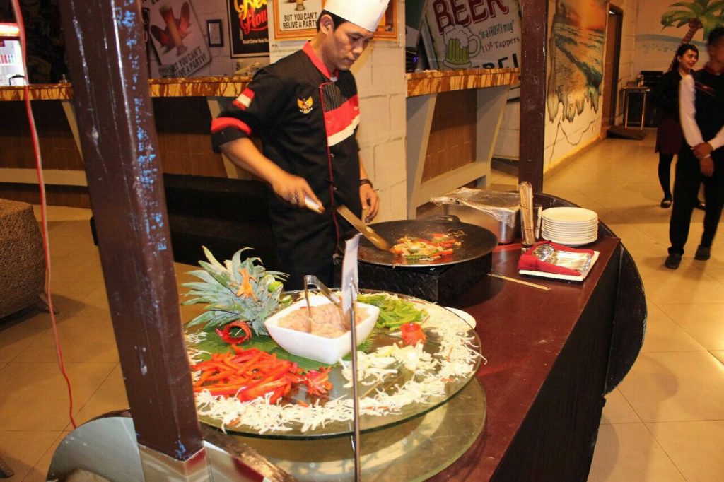 Sky Pool Clarion Hadirkan Berbagai Promo Kuliner