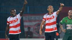 Dua Gol Odemwingie, Madura United Taklukkan Persib