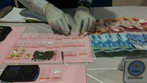 BNN Kendari Bekuk Pengedar dan Kurir Narkoba