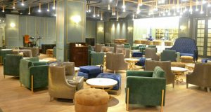 Mau Foto Selfie di Eropa? Kunjungi Fire Place Lounge Kendari