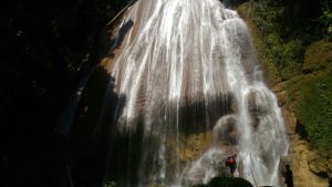 Hikayat Cinta Tragis Dibalik Air Terjun Tumburano