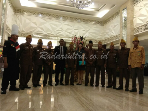 Peringati HUT TNI, Plaza Inn Gelar Makan Malam Bersama Para Veteran