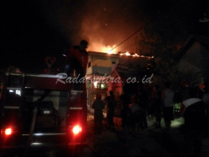 Ganasnya Si Jago Merah Hanguskan 3 Rumah Warga Kurang Dari Satu Jam