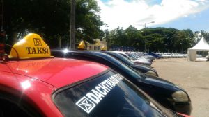 Ratusan Supir Taxi Konvensional Kembali Nyatakan Sikap Menolak Pengoperasian GRAB di Kota Kendari