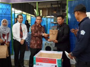 Kembangkan Minat Baca Siswa, Pemkot Kendari – OJK Gelar Program “Gerakan Gemar Membaca”