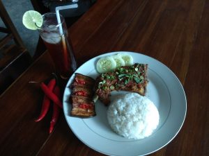 Ayam Epek Kumala, Hidangan Ayam Sensasi Pisang Epek