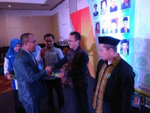 BMT Amanah Berikan Bantuan Dana Pembangunan 100 Masjid di Sultra