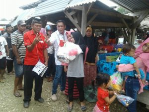 Tim Asrun-Hugua Berkunjung ke Pasar Aepodu Konsel