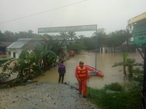 Pemkot Kendari Siapkan Kebutuhan Untuk Warga Korban Banjir Wanggu