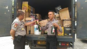 Polda Sultra Temukan Ribuan Liter Miras Ilegal di Daerah Puuwatu