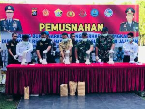 Polda Sultra Bersama Forkompinda Kembali Musnahkan 1,6 Kilogram Sabu