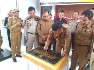 Gunakan Gedung Baru, Sulkarnain Harap Pelayanan Kantor Lurah Anduonohu Meningkat