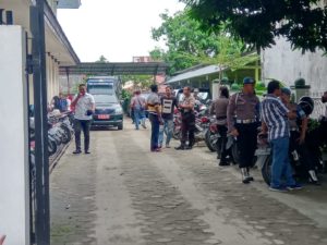 Puluhan Polisi Kawal Sidang Putusan Dua Caleg PKS