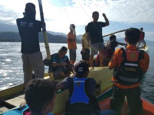 Nyaris Tenggelam, Basarnas Kendari Evakuasi Penumpang Kapal Pengangkut BBM