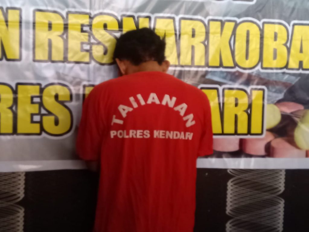 Jadi Pengedar Sabu-sabu, Dua Pemuda Kendari Dibekuk Polisi