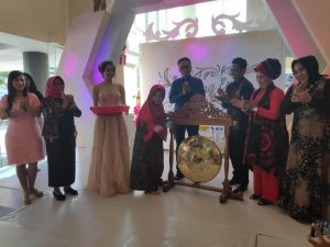 Ketua TP-PKK Kota Kendari Apresiasi Pergelaran Wedding Expo Claro