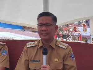 Bantu Masyarakat Selama Wabah Covid-19, Sulkarnain Sumbangkan Enam Bulan Gajinya