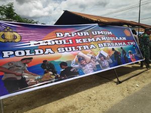 Polda Sultra Bersama TNI Dirikan Dapur Umum Selama Pandemi Covid-19