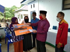 Jaring Pengaman Sosial Buton Utara, 73 KK di Desa Wasalabose Terima BLT-DD