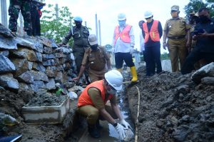Wali Kota Kendari Resmikan Program KOTAKU di Kelurahan Mata
