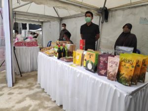 Dukung Pemerintah Stabilkan Harga Jelang Idul Fitri, Kadin Sultra Gelar Pasar Murah