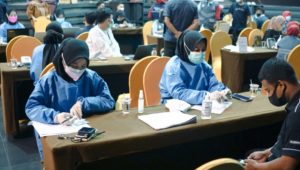 Cegah Penyebaran Covid-19, Karyawan Claro Kendari Lakukan Vaksinasi Tahap 2