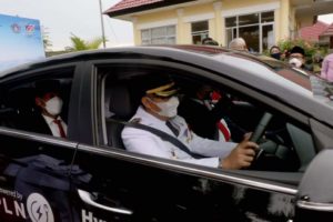 Wali Kota Kendari Resmi Gunakan Mobil Listrik buat Kendaraan Dinas