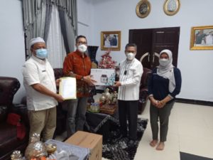 Terima Bantuan PCR, Wali Kota Kendari; Pelayanan RSUD akan Semakin Cepat