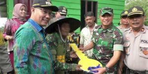 Pemkot Kendari Bersinergi Bersama TNI Lakukan Perbaikan RTLH