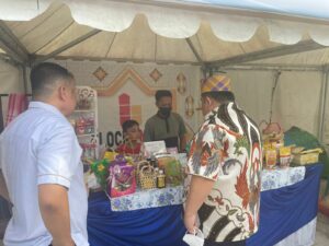Kadin Sultra Gelar Pasar Murah Jelang Lebaran 2022