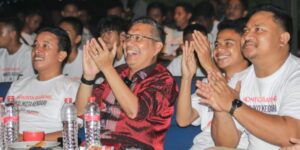 Nonton Bareng Squad Energi Millenial Indonesia Raya, Ini Harapan Wali Kota Kendari