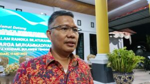 Jaga Kondusifitas, Wali Kota Kendari Upayakan Peningkatan Siskamling