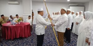 dr. Sukirman Dikukuhkan Sebagai Ketua IPHI Kota Kendari Periode 2022-2027