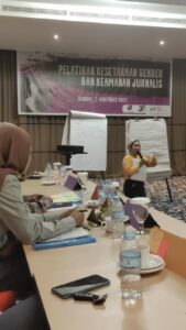 Tambah Wawasan Terkait Kesetaraan Gender dan Keamanan Jurnalis, AJI Kendari Gelar Pelatihan